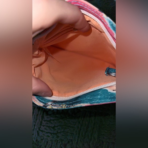 Dakine Hawaiian Purse - Picture 3 of 4